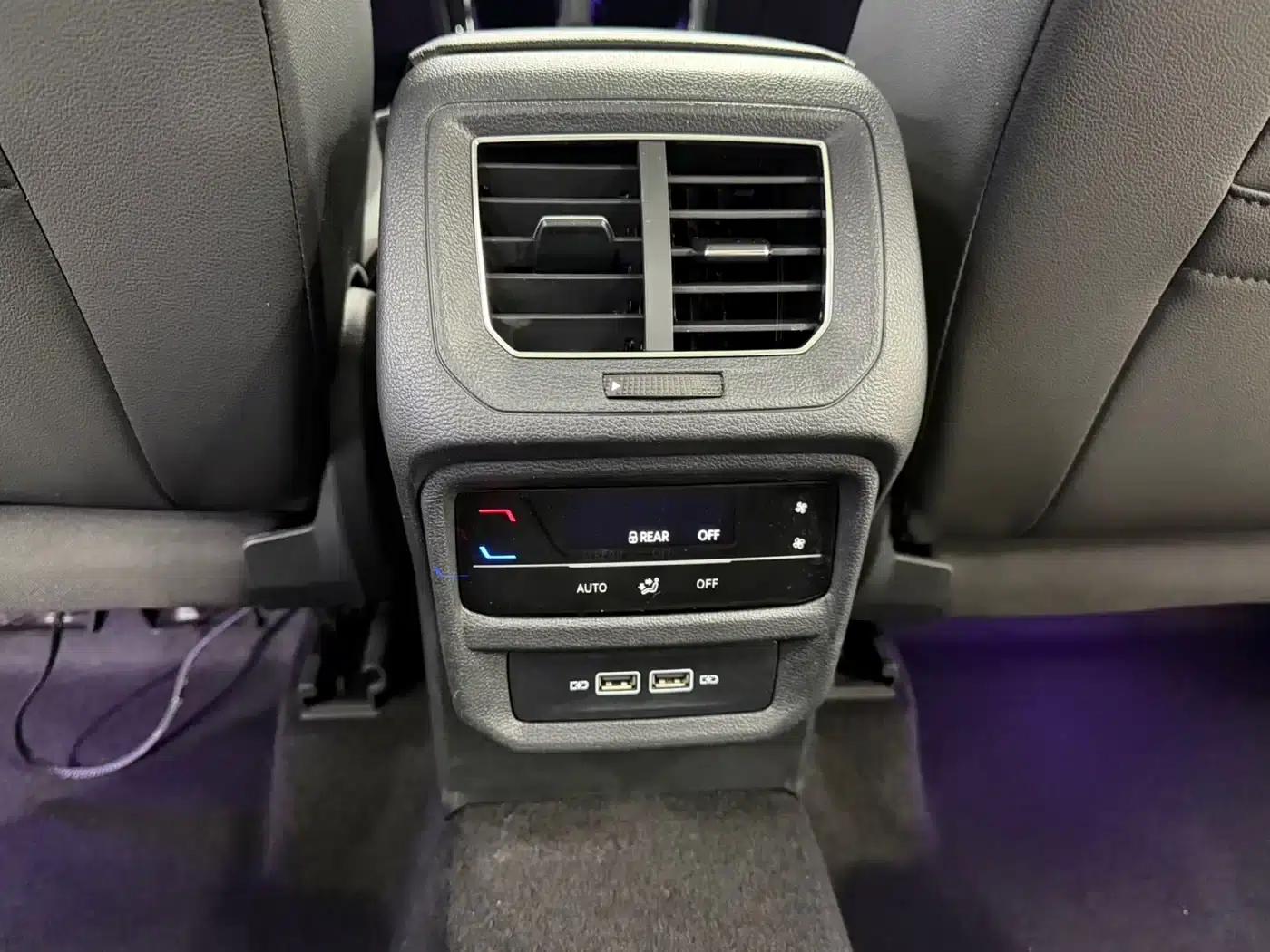 Tayron 2022 280TSI 2WD Luxury Intelligent Edition — миниатюра 17