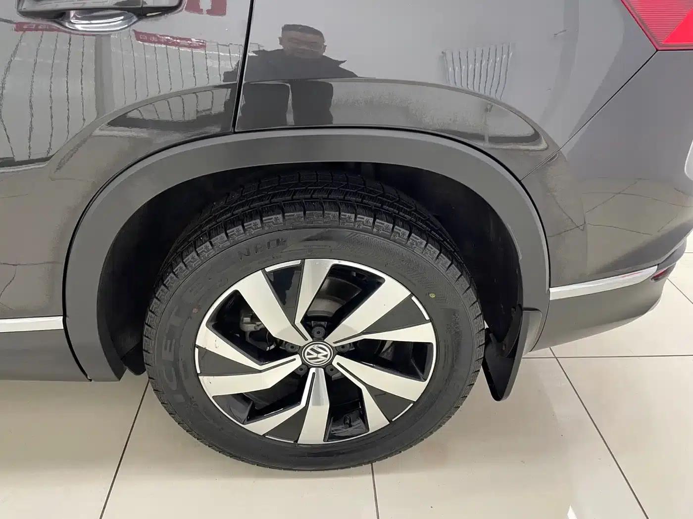 Tayron 2022 280TSI 2WD Luxury Intelligent Edition — миниатюра 19