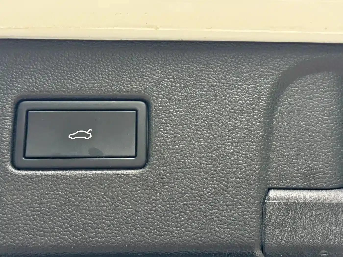 Tayron 2023 280TSI 2WD Luxury Plus Advanced Edition — миниатюра 17