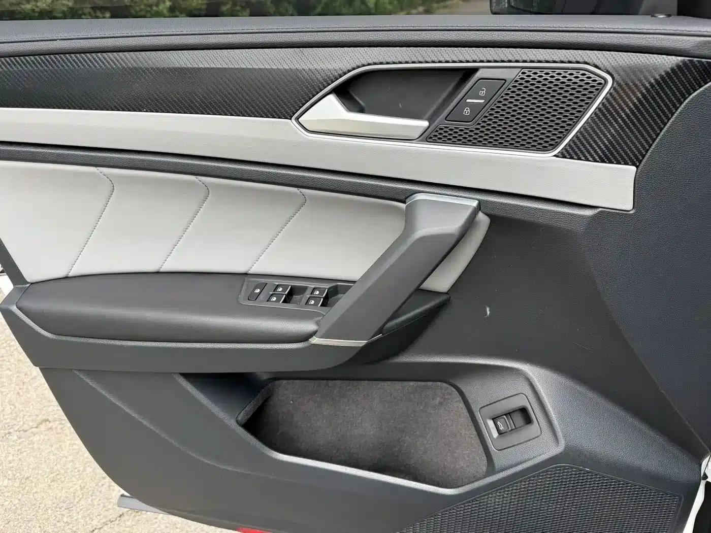 Tayron 2023 280TSI 2WD Luxury Plus Advanced Edition — миниатюра 4