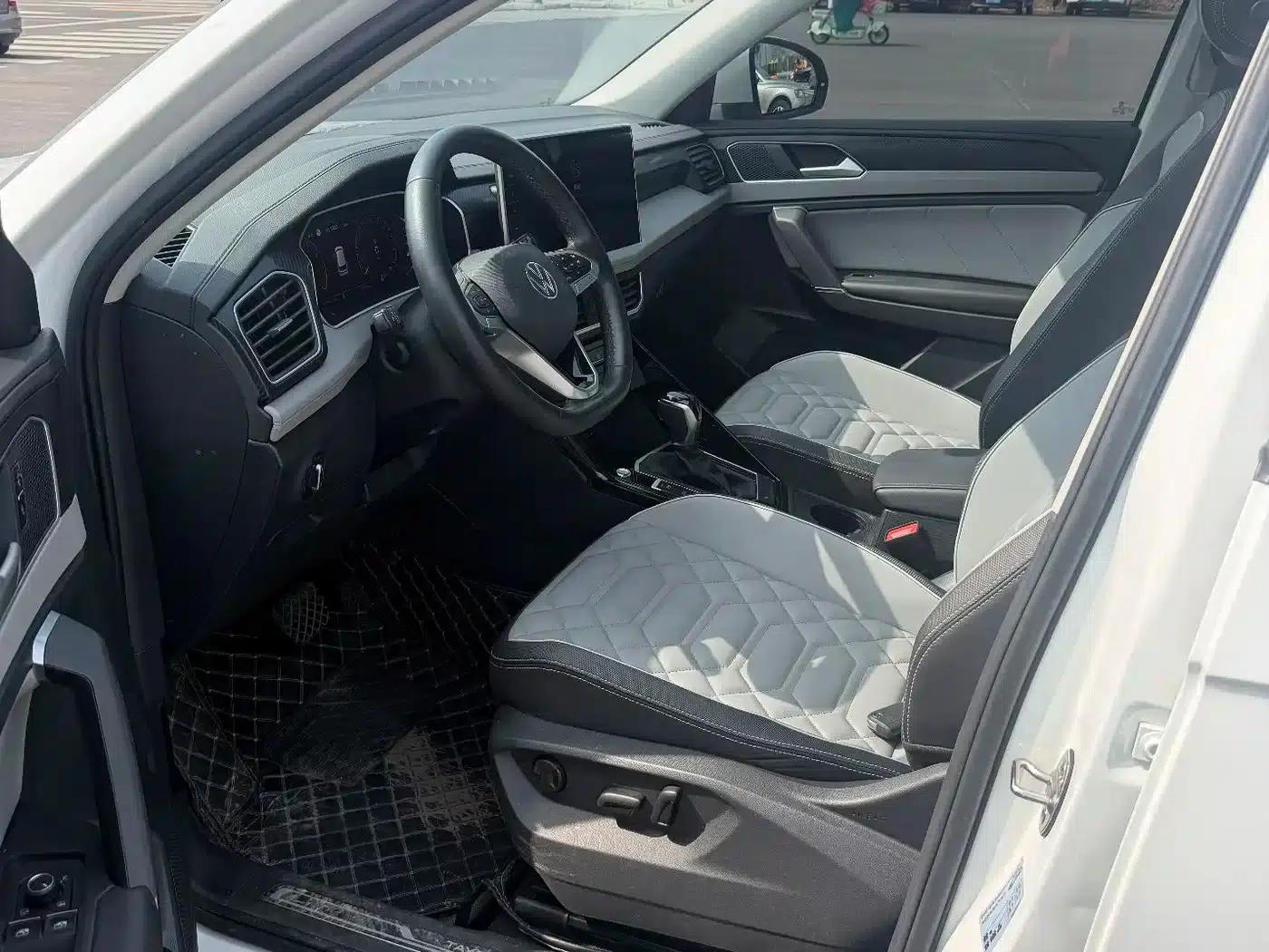 Tayron 2023 280TSI 2WD Luxury Plus Advanced Edition — миниатюра 13