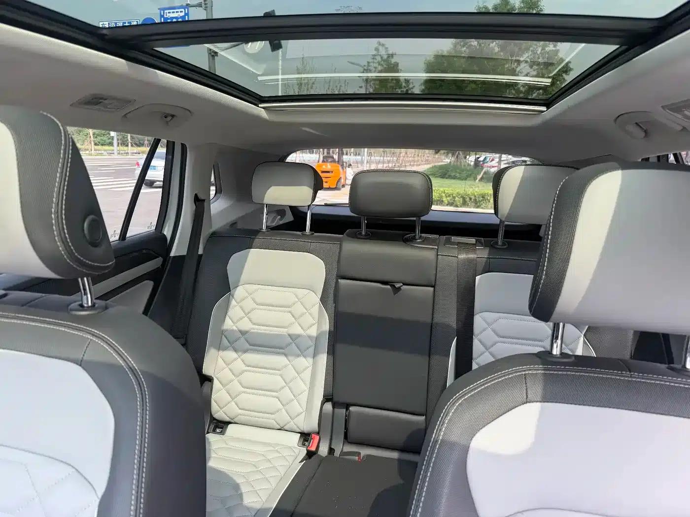 Tayron 2023 280TSI 2WD Luxury Plus Advanced Edition — миниатюра 15