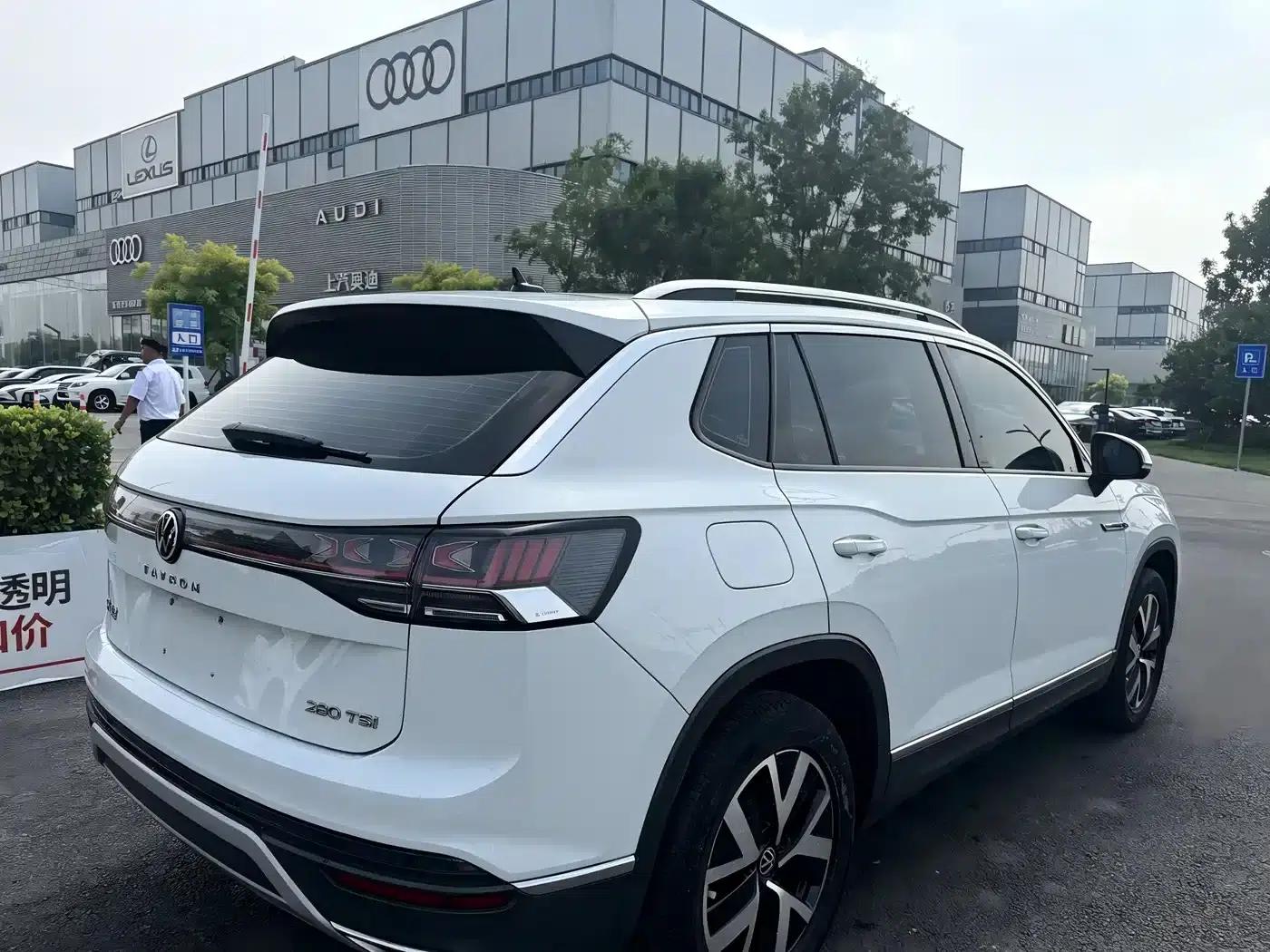 Tayron 2023 280TSI 2WD Luxury Plus Advanced Edition — миниатюра 3
