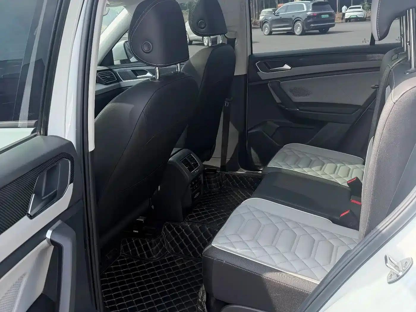 Tayron 2023 280TSI 2WD Luxury Plus Advanced Edition — миниатюра 25