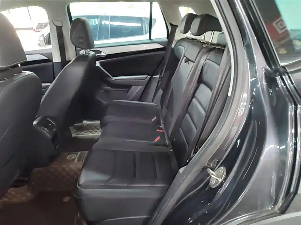 Tayron 2020 330TSI 2WD Luxury Intelligent Edition — миниатюра 17