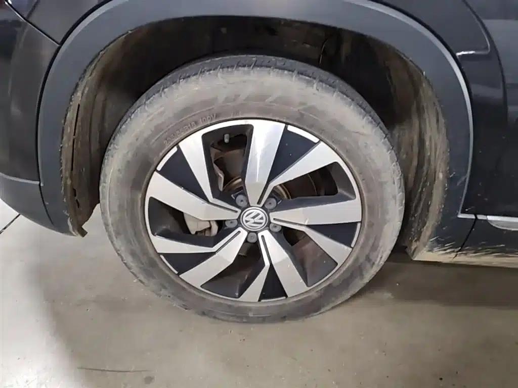 Tayron 2020 330TSI 2WD Luxury Intelligent Edition — миниатюра 23