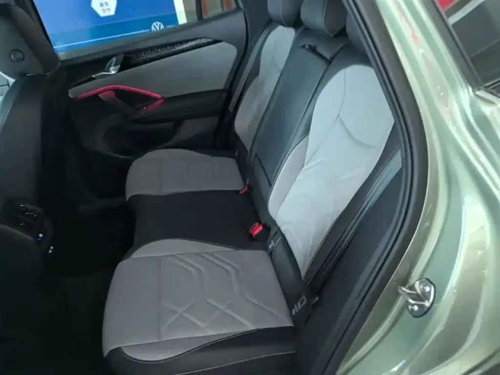 Tayron 2025 Tayron L 380TSI 4WD Luxury — миниатюра 17