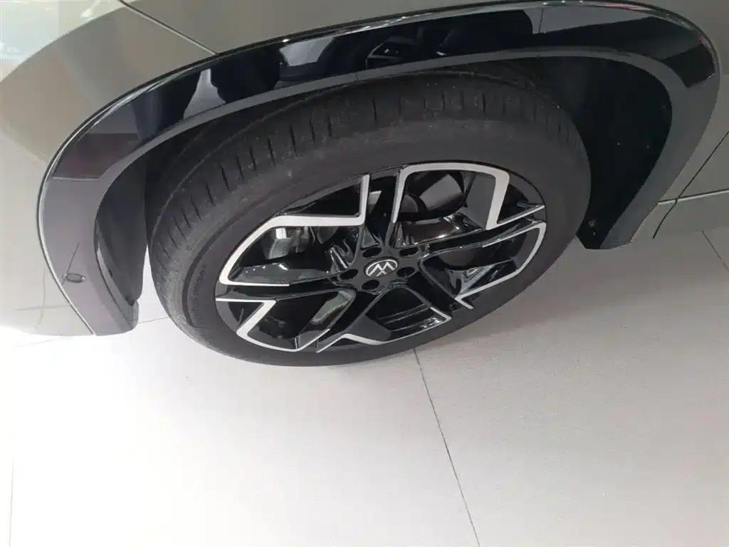 Tayron 2025 Tayron L 380TSI 4WD Luxury — миниатюра 23