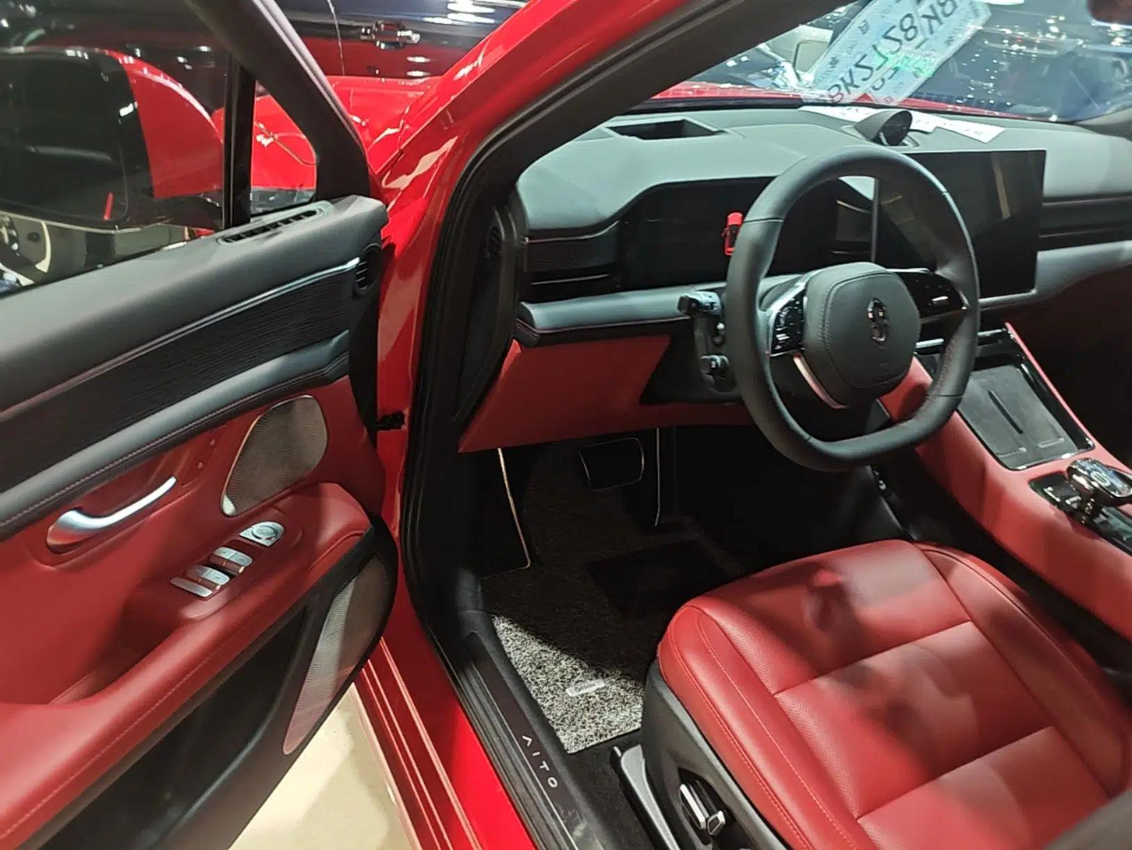 Used Hima AITO M5 2024 Extended-Range Max RS Four-Wheel Drive Advanced Intelligent Driving Version — миниатюра 18