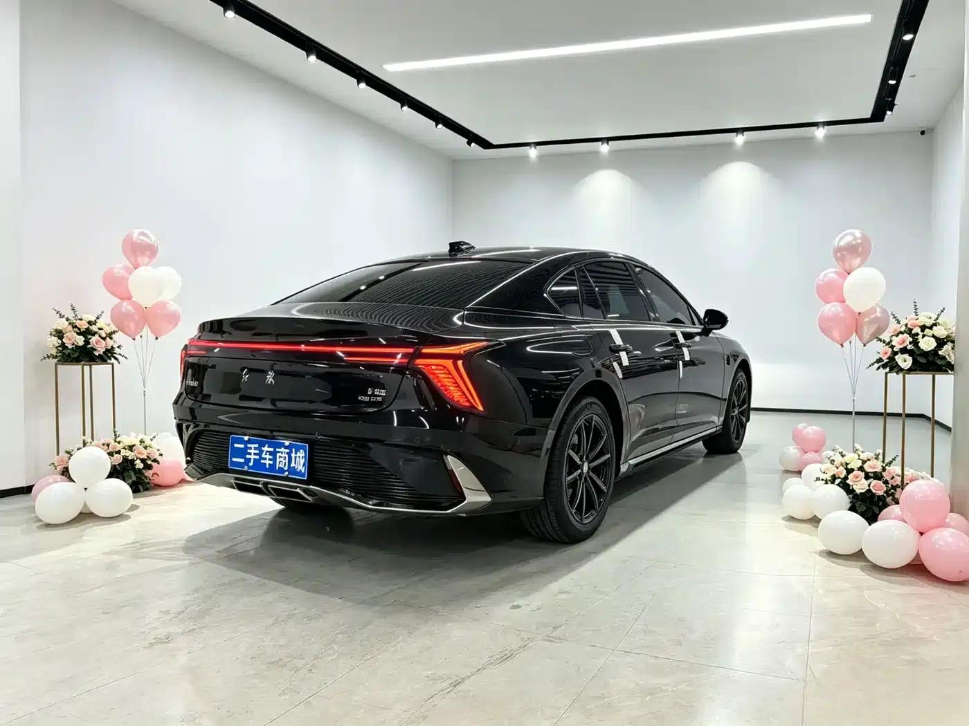 Hongqi H6 2024 2.0T Premium Edition — миниатюра 4