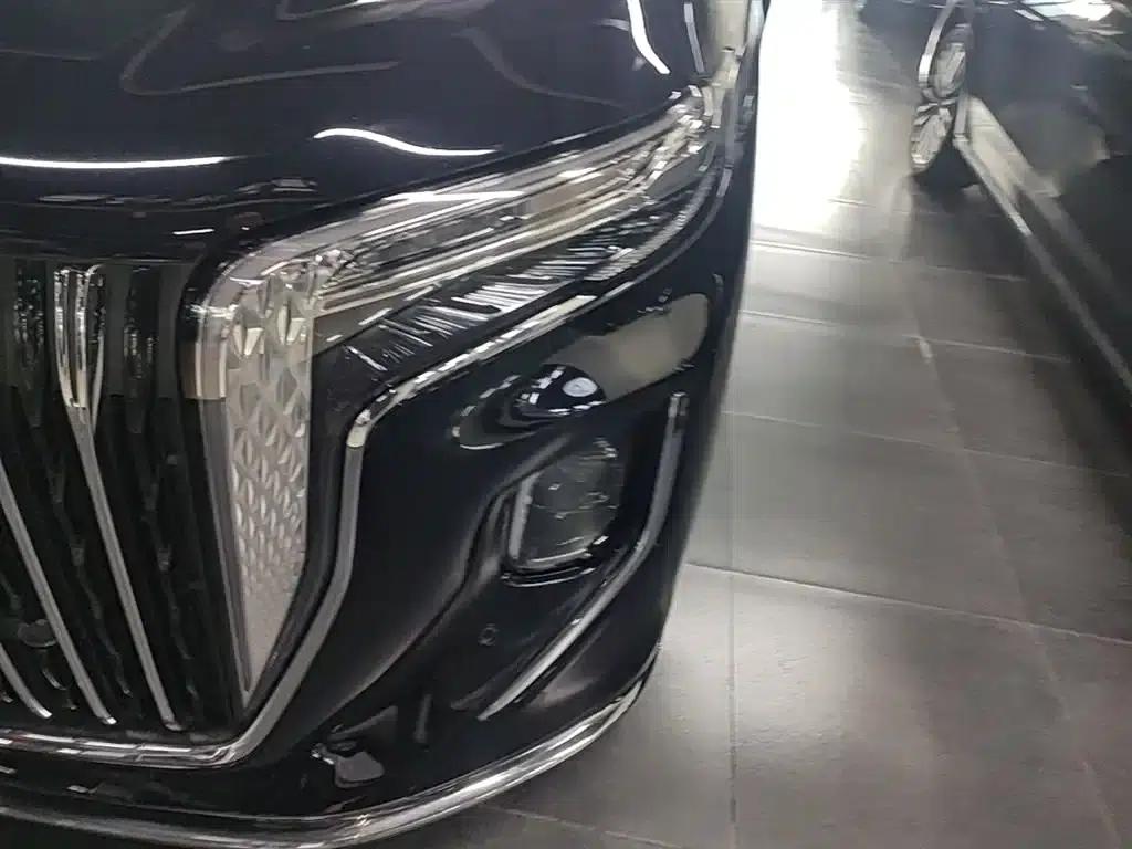 Hongqi HQ9 2023 2.0T Intelligent Flagship Edition — миниатюра 24