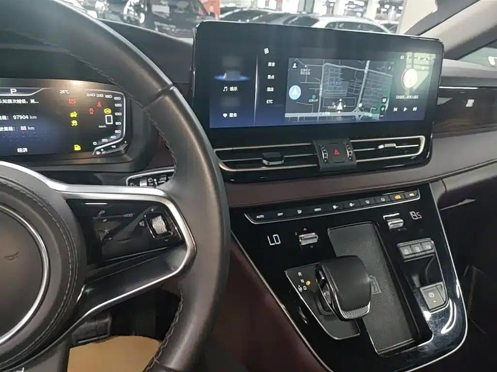 Hongqi HQ9 2023 2.0T Intelligent Flagship Edition — миниатюра 10