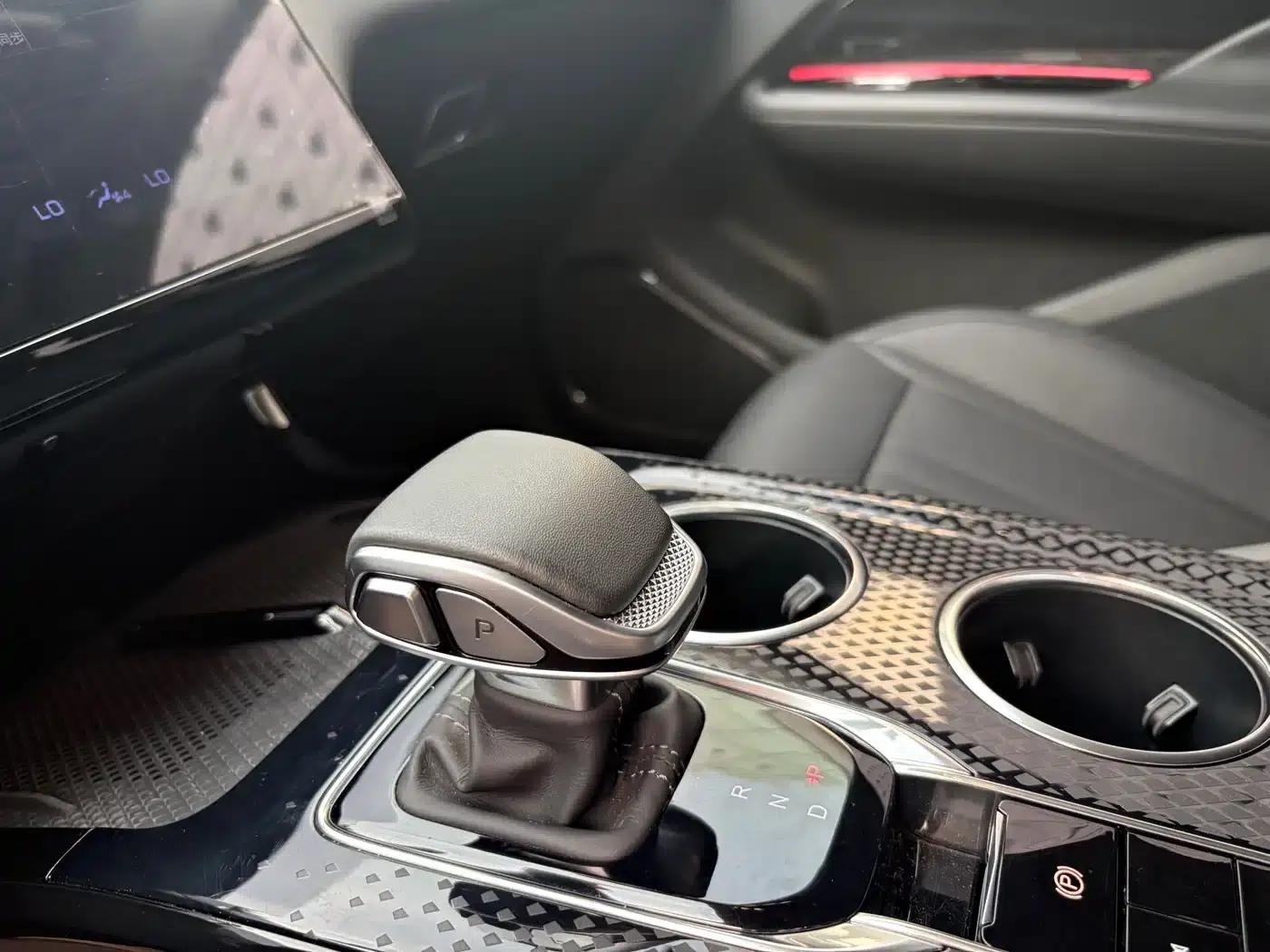 Hongqi HS3 PHEV 2024 Model, 115km/h Performance Edition — миниатюра 8