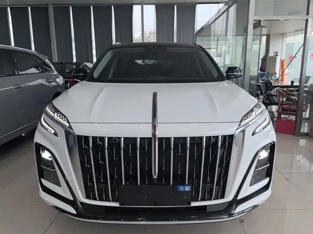 Hongqi HS3 PHEV 2025 model, 117km range, Jinwei PLUS version — миниатюра 3
