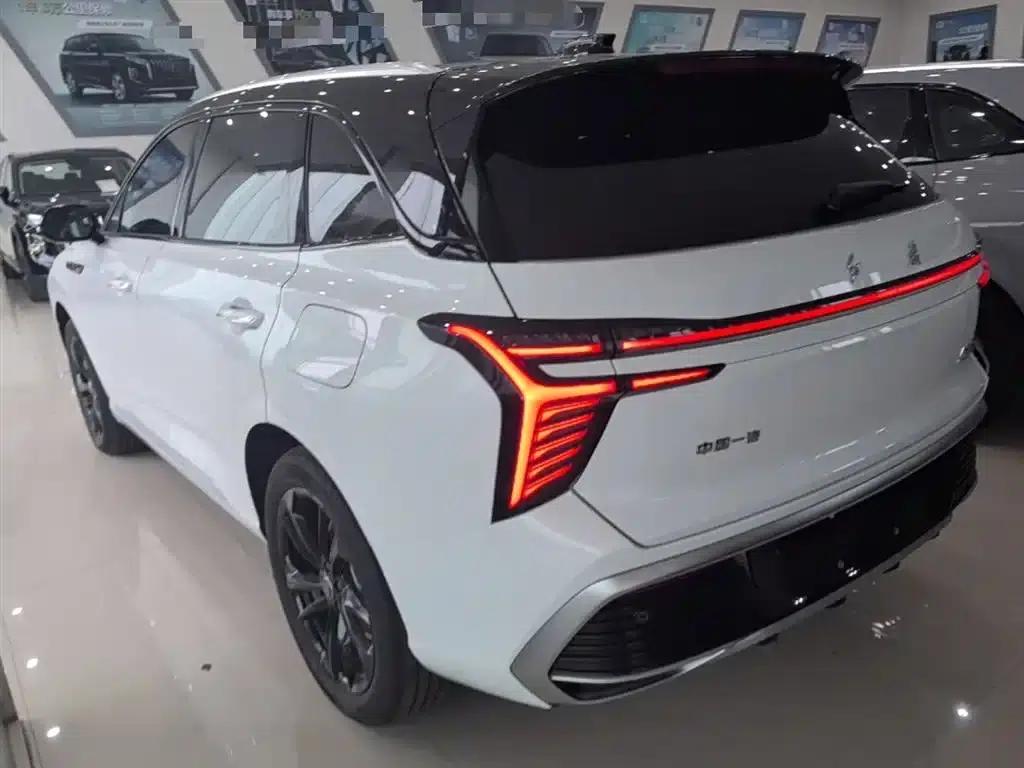 Hongqi HS3 PHEV 2025 model, 117km range, Jinwei PLUS version — миниатюра 5