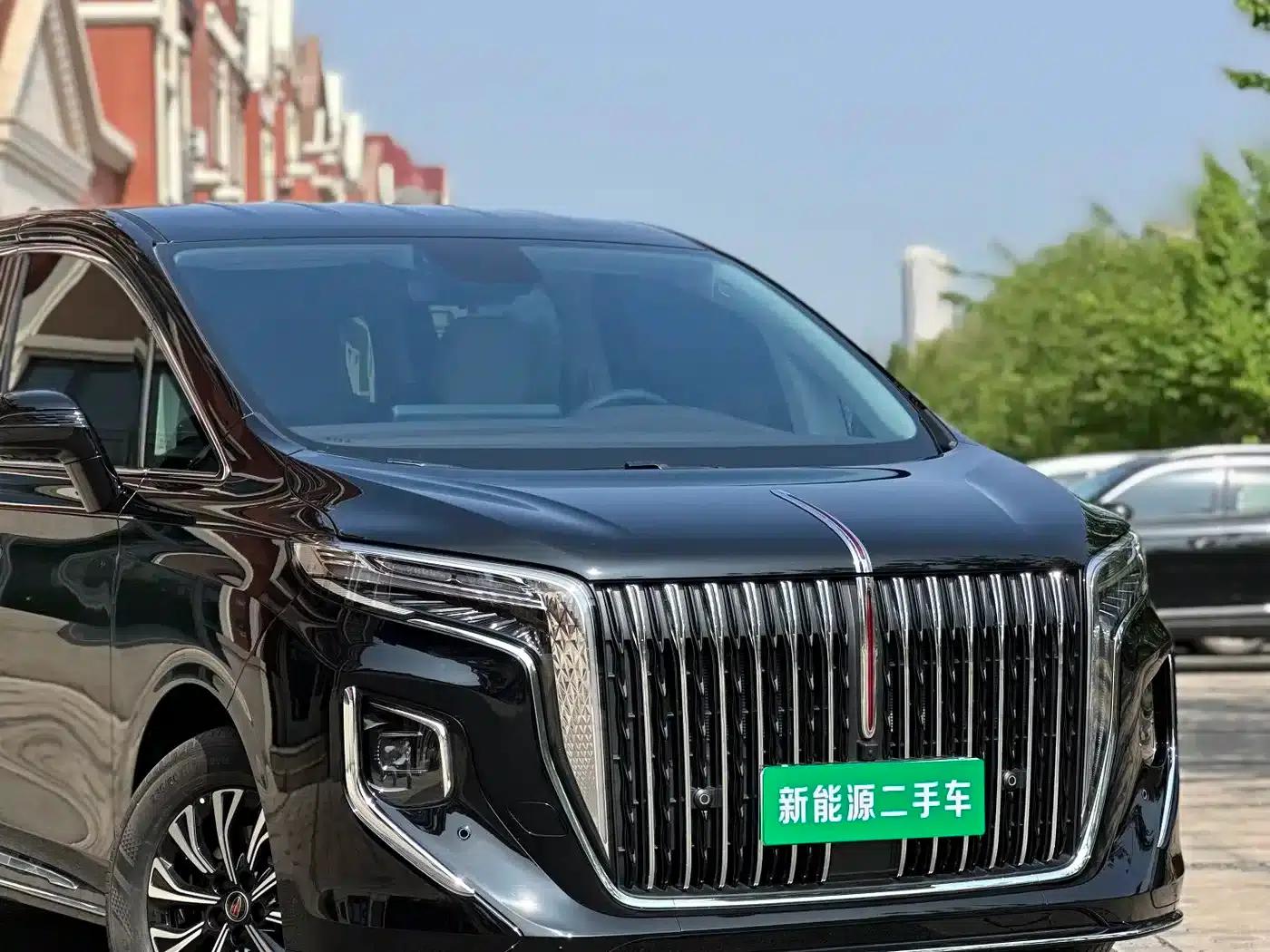 Hongqi HQ9 PHEV 2024 2.0T AWD Business Edition — миниатюра 3