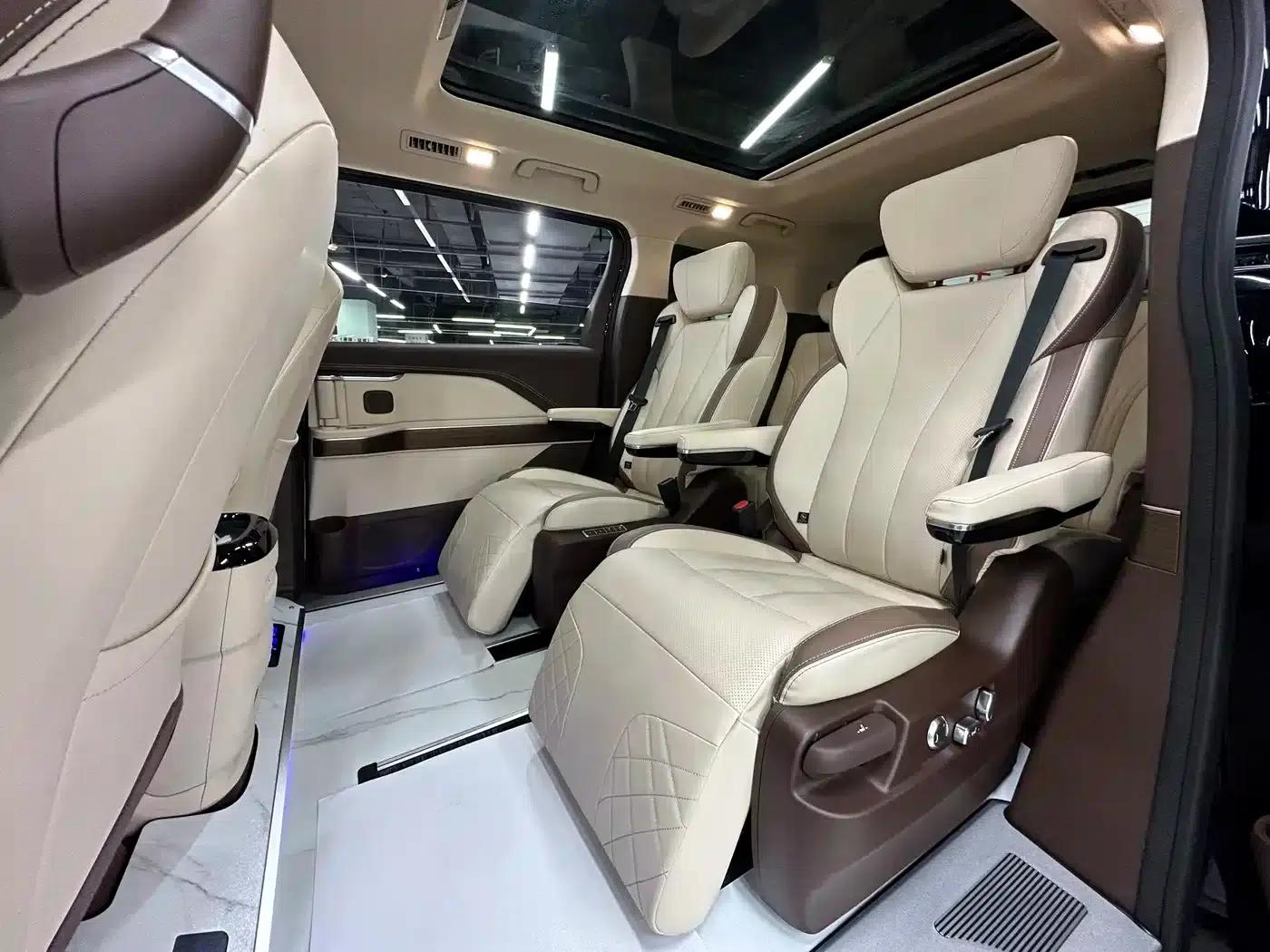 Hongqi HQ9 PHEV 2024 2.0T AWD Business Edition — миниатюра 23