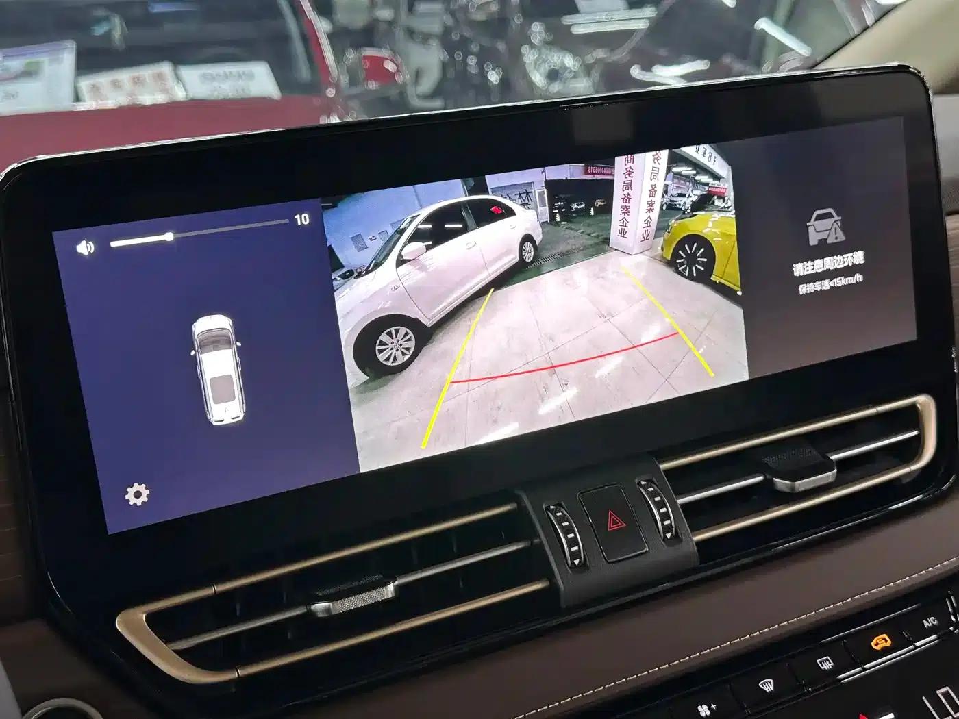 Hongqi HQ9 PHEV 2024 2.0T AWD Business Edition — миниатюра 36