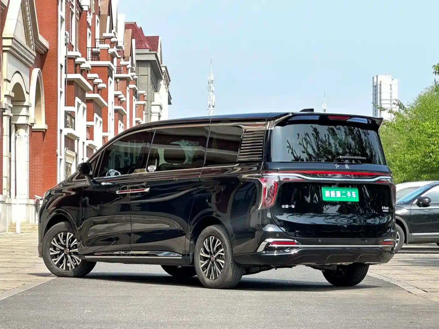 Hongqi HQ9 PHEV 2024 2.0T AWD Business Edition — миниатюра 7