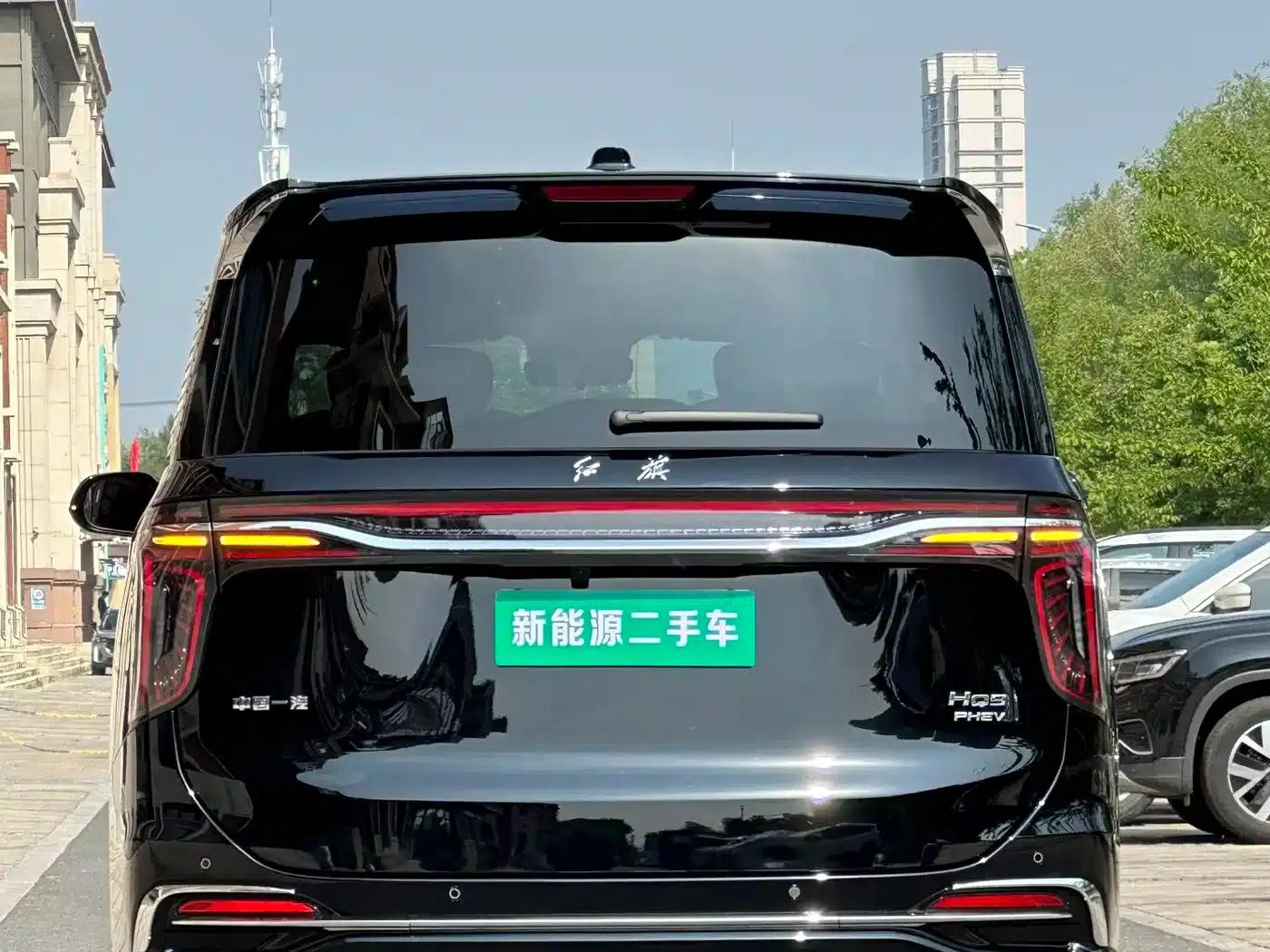 Hongqi HQ9 PHEV 2024 2.0T AWD Business Edition — миниатюра 8