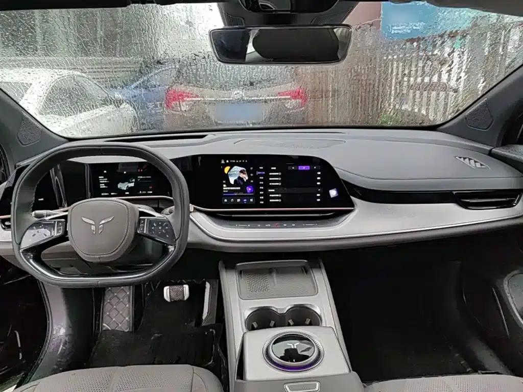 Hongqi Tiangong 08 2025 730 Max Rear-Wheel Drive Edition — миниатюра 6