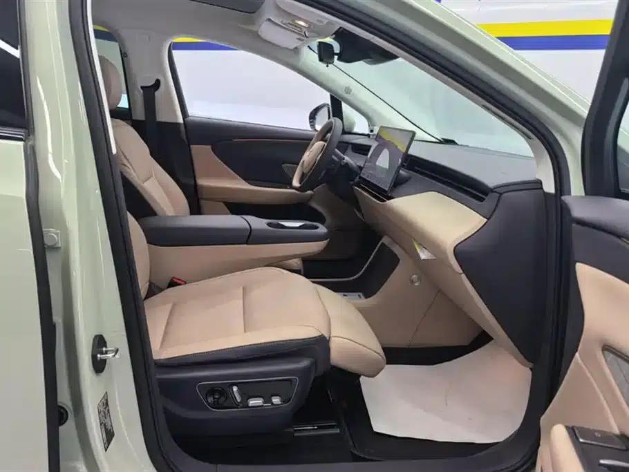 Hongqi Tiangong 06 2025 Model 520 Smart Selection Edition — миниатюра 8