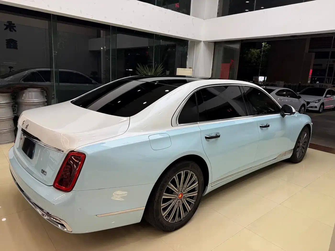 Hongqi Golden Sunflower Elegant 2024 Model 3.0T V6 — миниатюра 4