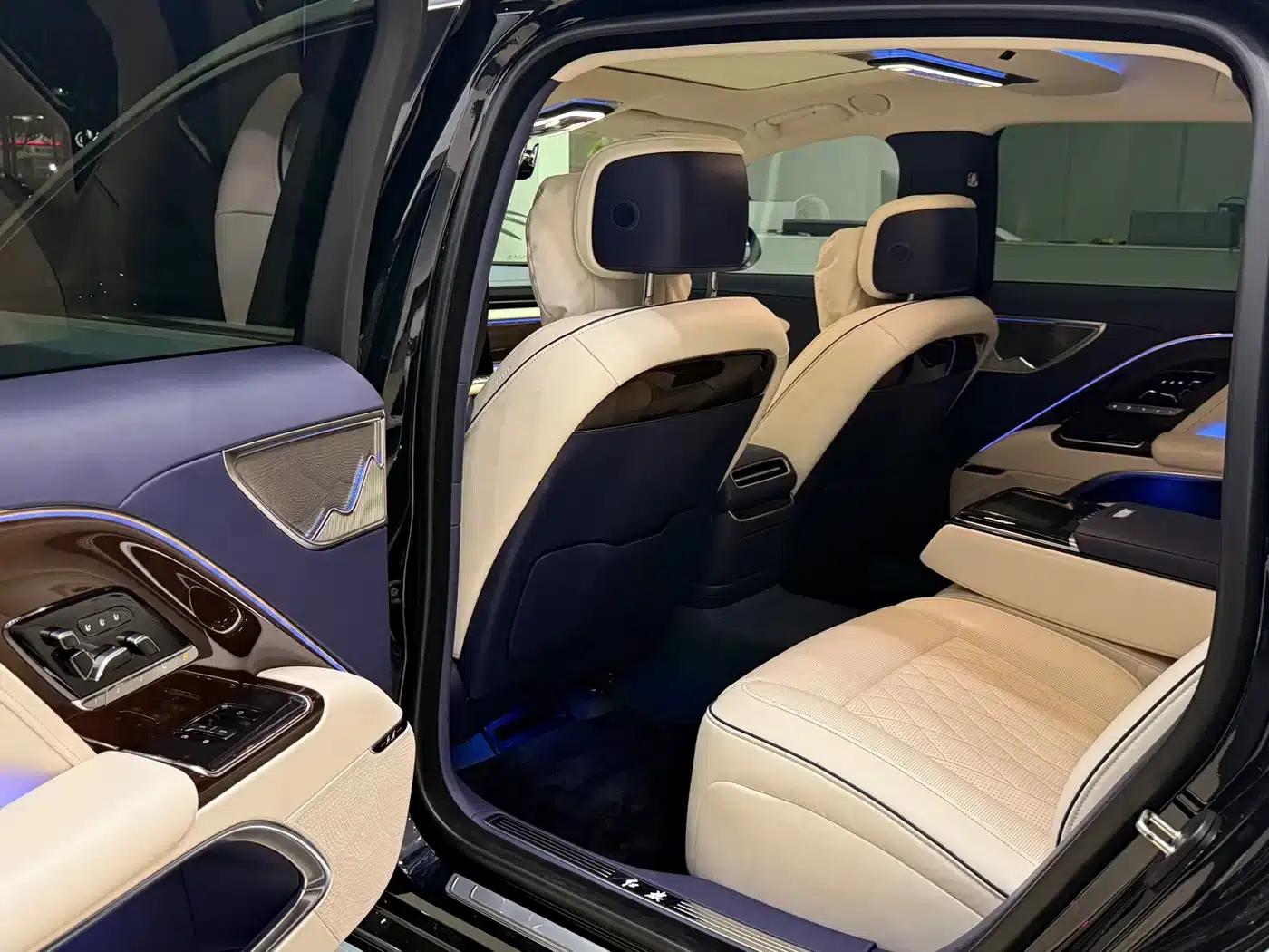 Hongqi Golden Sunflower Elegant 2024 Model 3.0T V6 — миниатюра 8