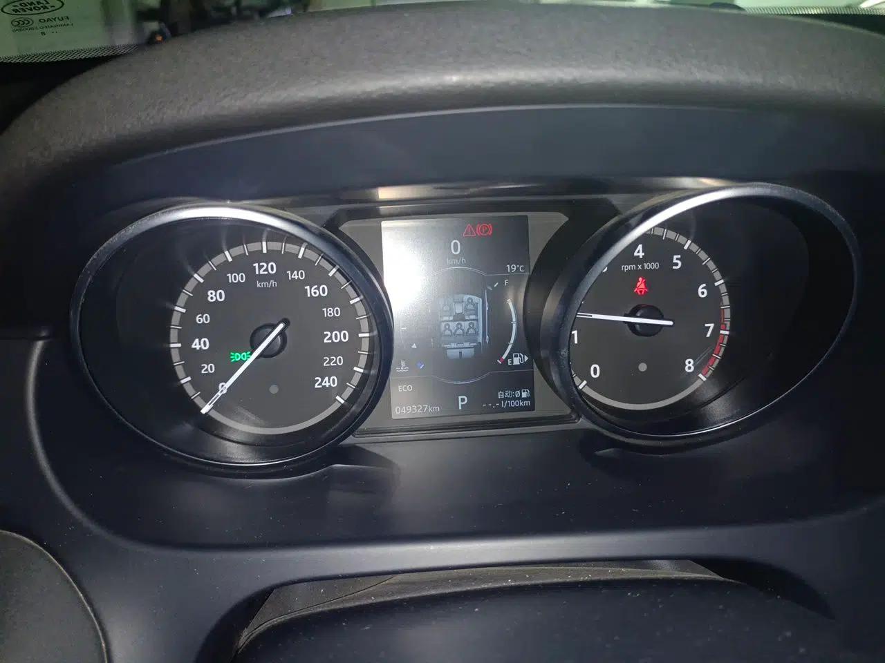 Used Land Rover Discovery Sport 2018 240 PS SE Version — миниатюра 11
