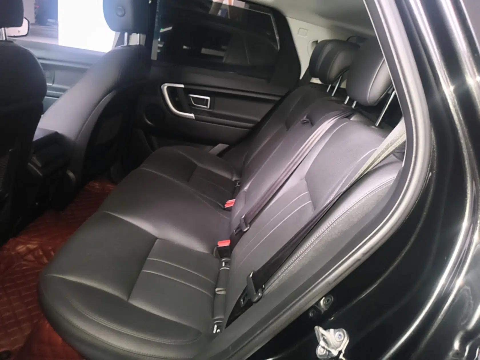 Used Land Rover Discovery Sport 2018 240 PS SE Version — миниатюра 25