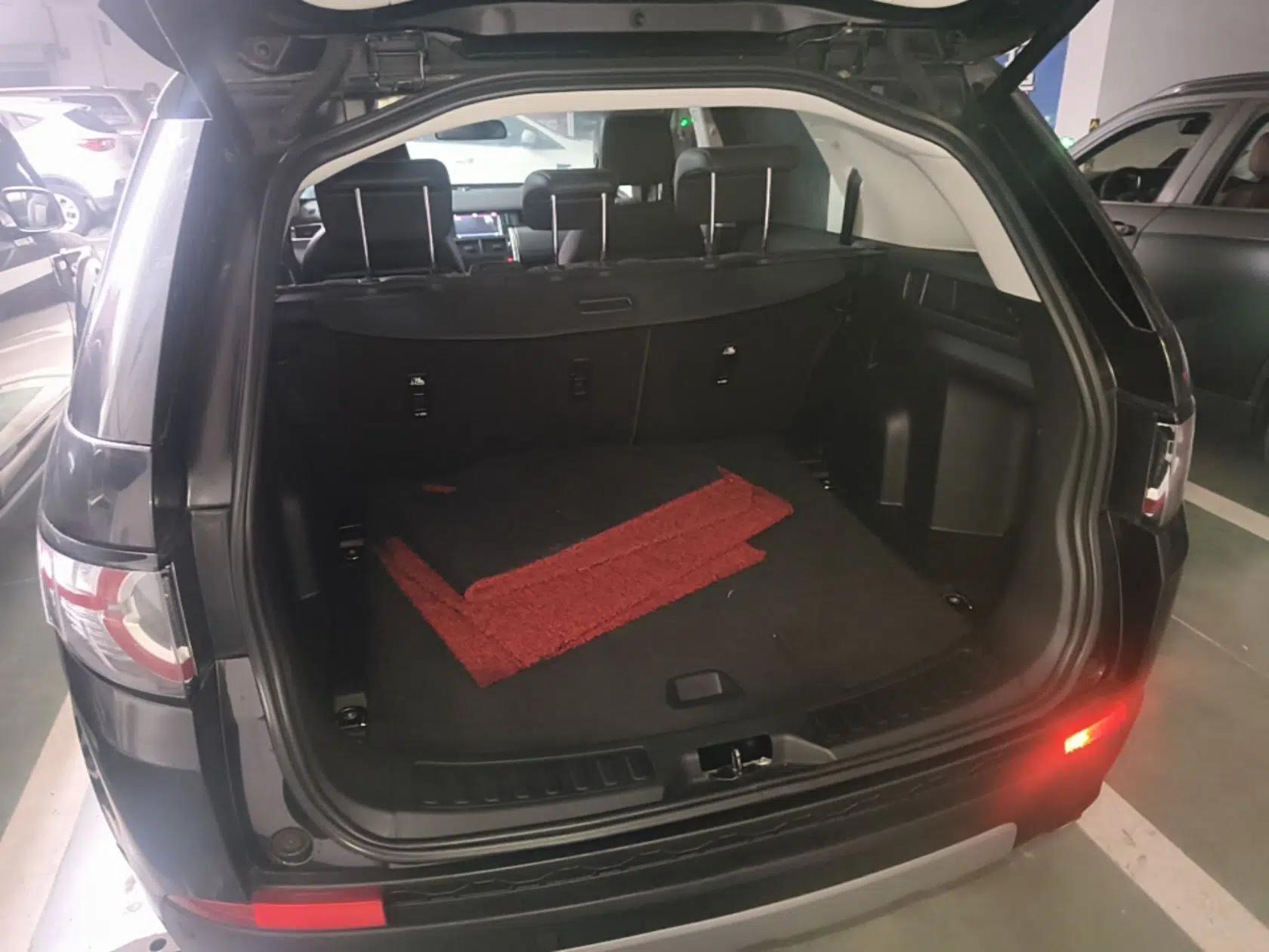 Used Land Rover Discovery Sport 2018 240 PS SE Version — миниатюра 27