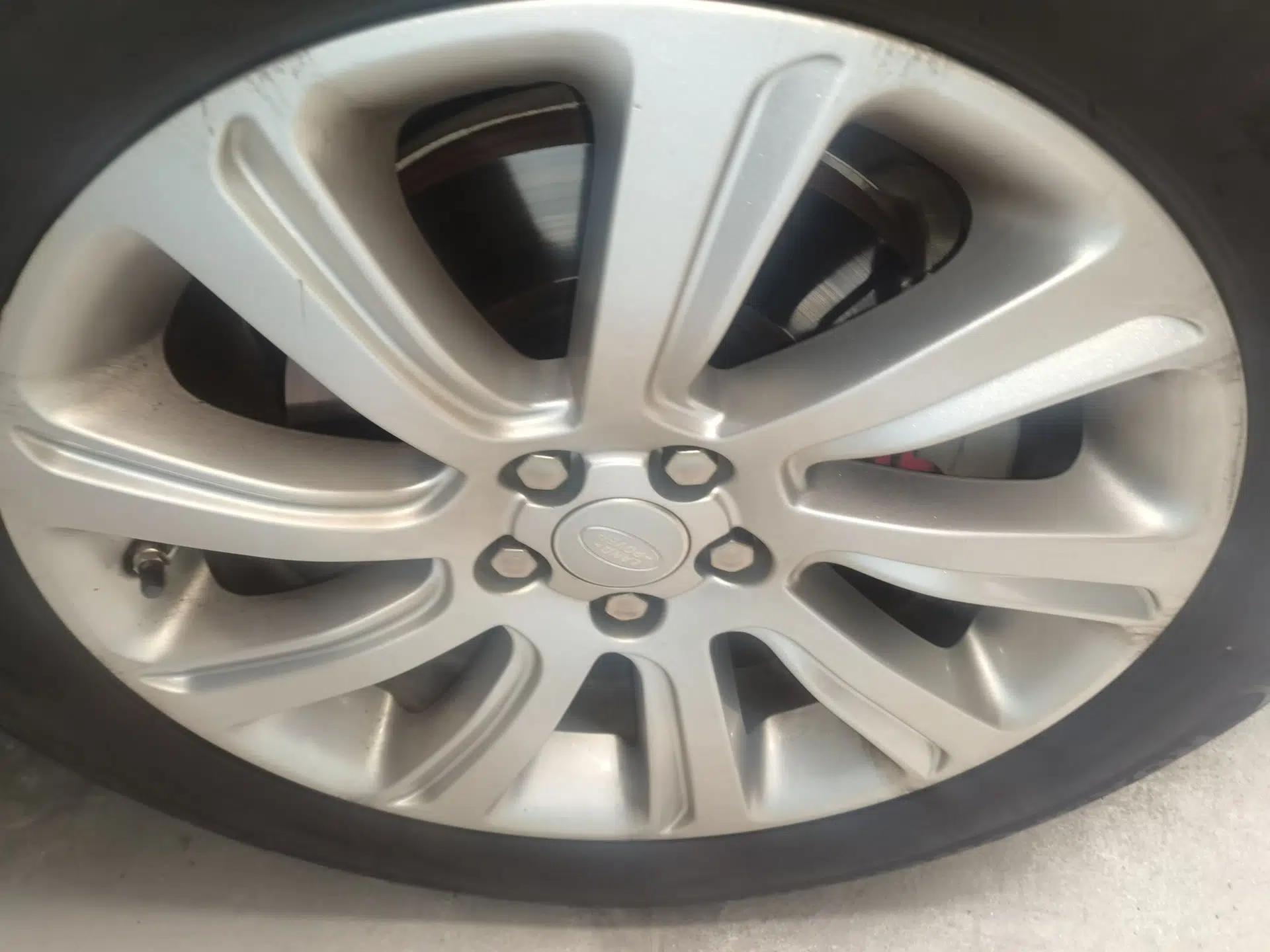 Used Land Rover Discovery Sport 2018 240 PS SE Version — миниатюра 8