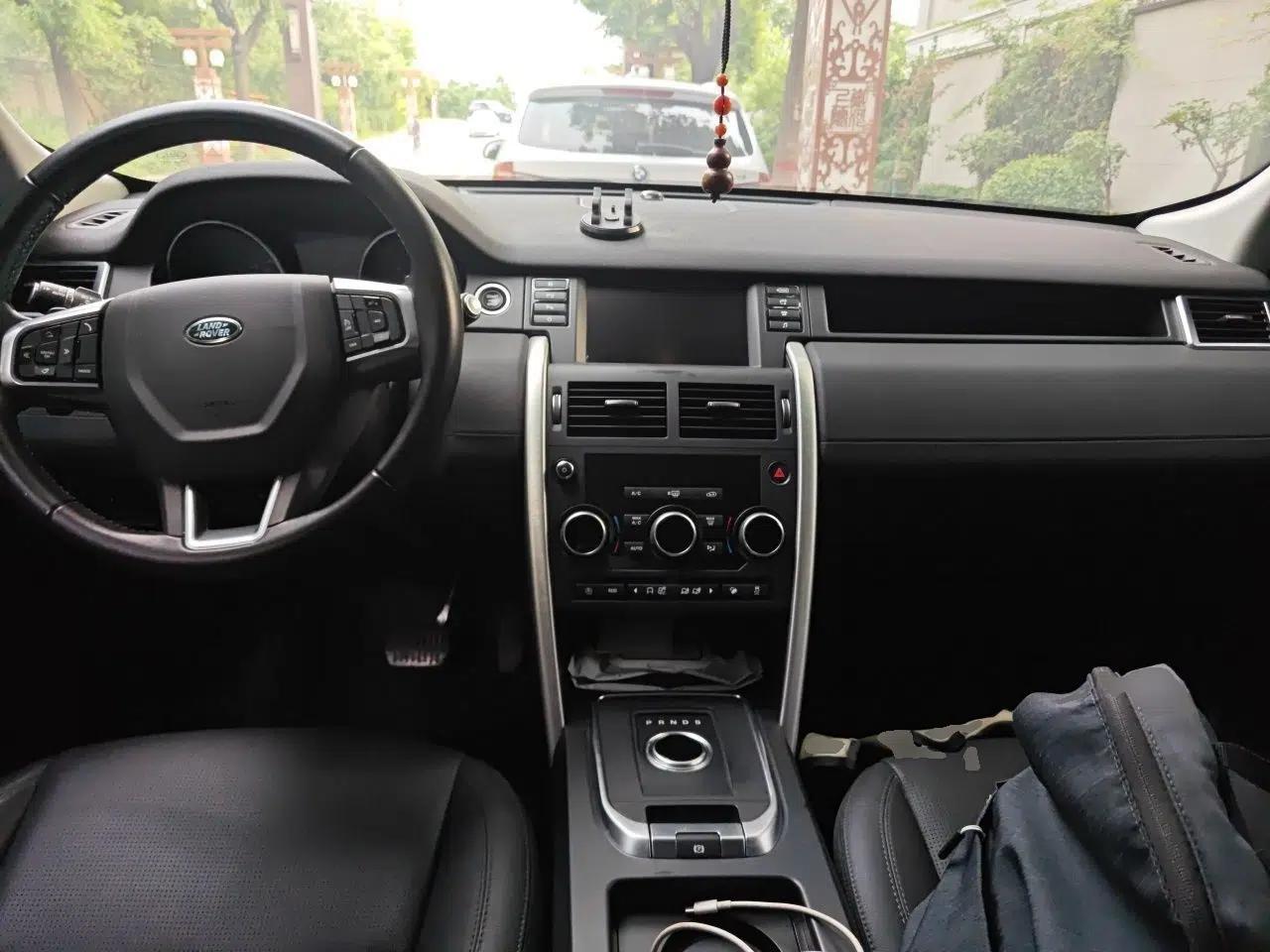 Used Land Rover Discovery Sport 2018 240 PS SE Version — миниатюра 9