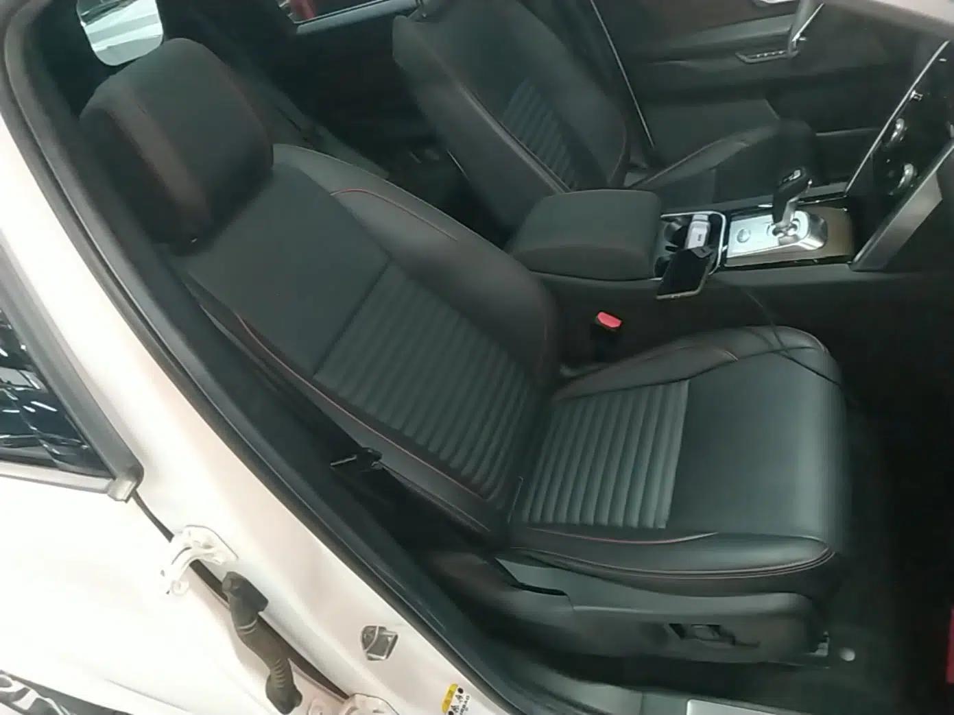 Used Land Rover Discovery Sport 2022 249 PS R-Dynamic SE Performance Tech Edition 5 Seats — миниатюра 19