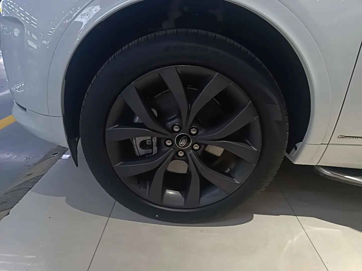 Used Land Rover Discovery Sport 2022 249 PS R-Dynamic S Performance Edition 5 Seats — миниатюра 10