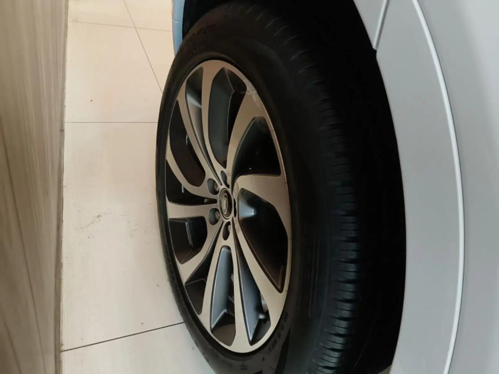 Used Land Rover Discovery Sport 2020 249 PS R-Dynamic Performance Edition — миниатюра 11