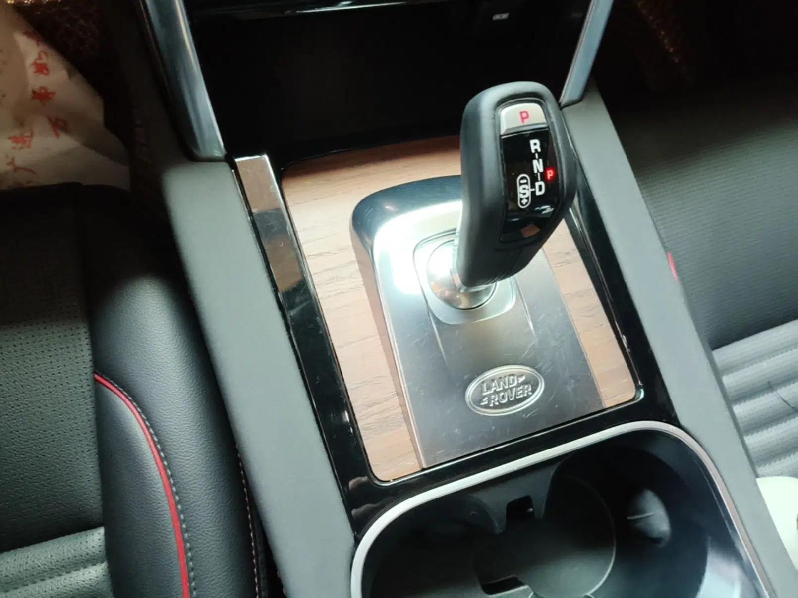 Used Land Rover Discovery Sport 2020 249 PS R-Dynamic Performance Edition — миниатюра 16