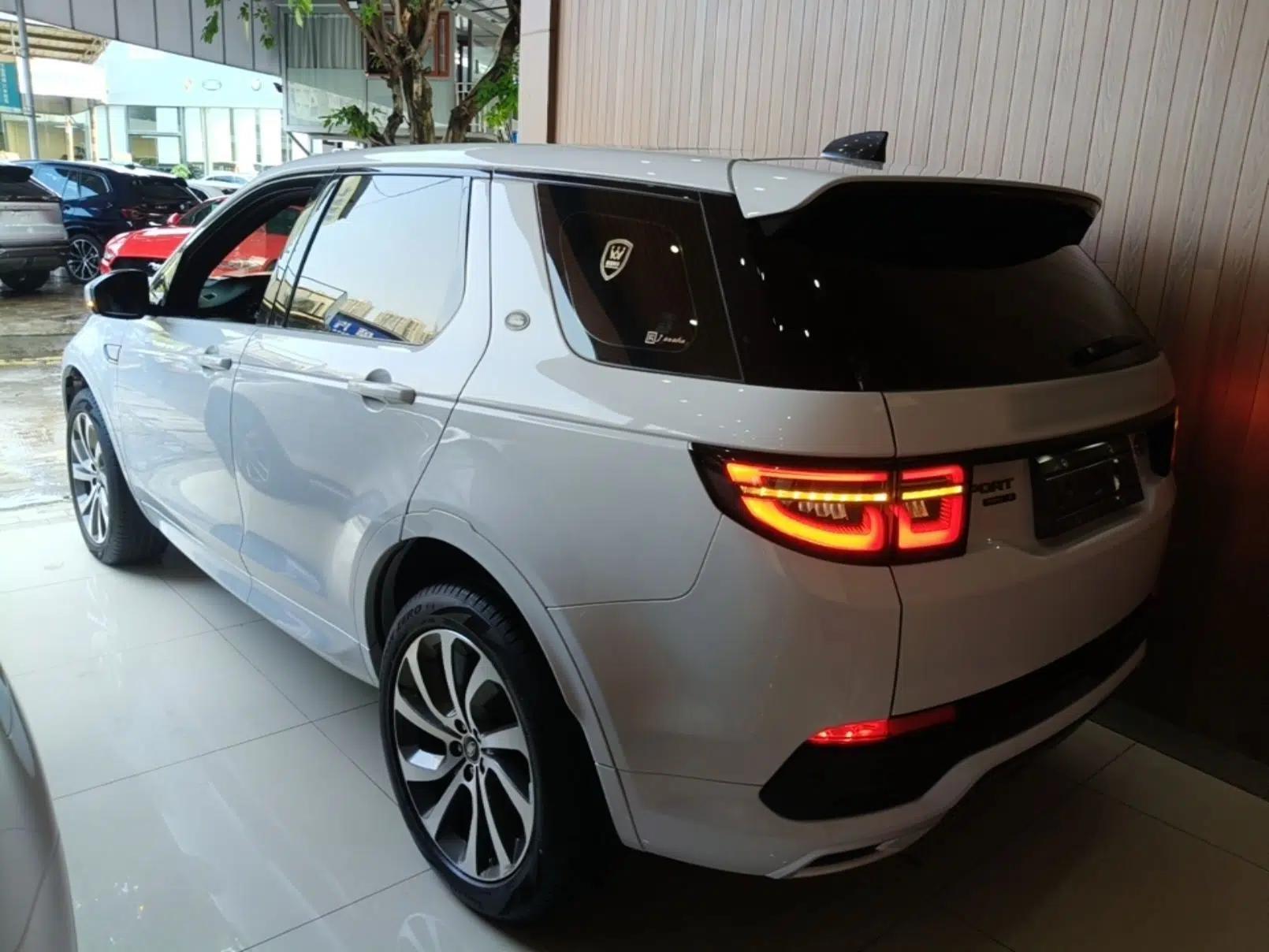 Used Land Rover Discovery Sport 2020 249 PS R-Dynamic Performance Edition — миниатюра 4