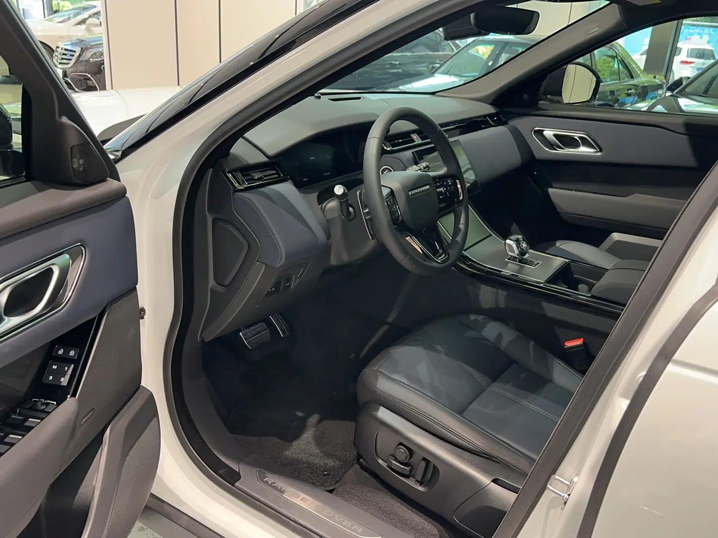 Used Land Rover Range Velar 2024 Dynamic SE — миниатюра 8
