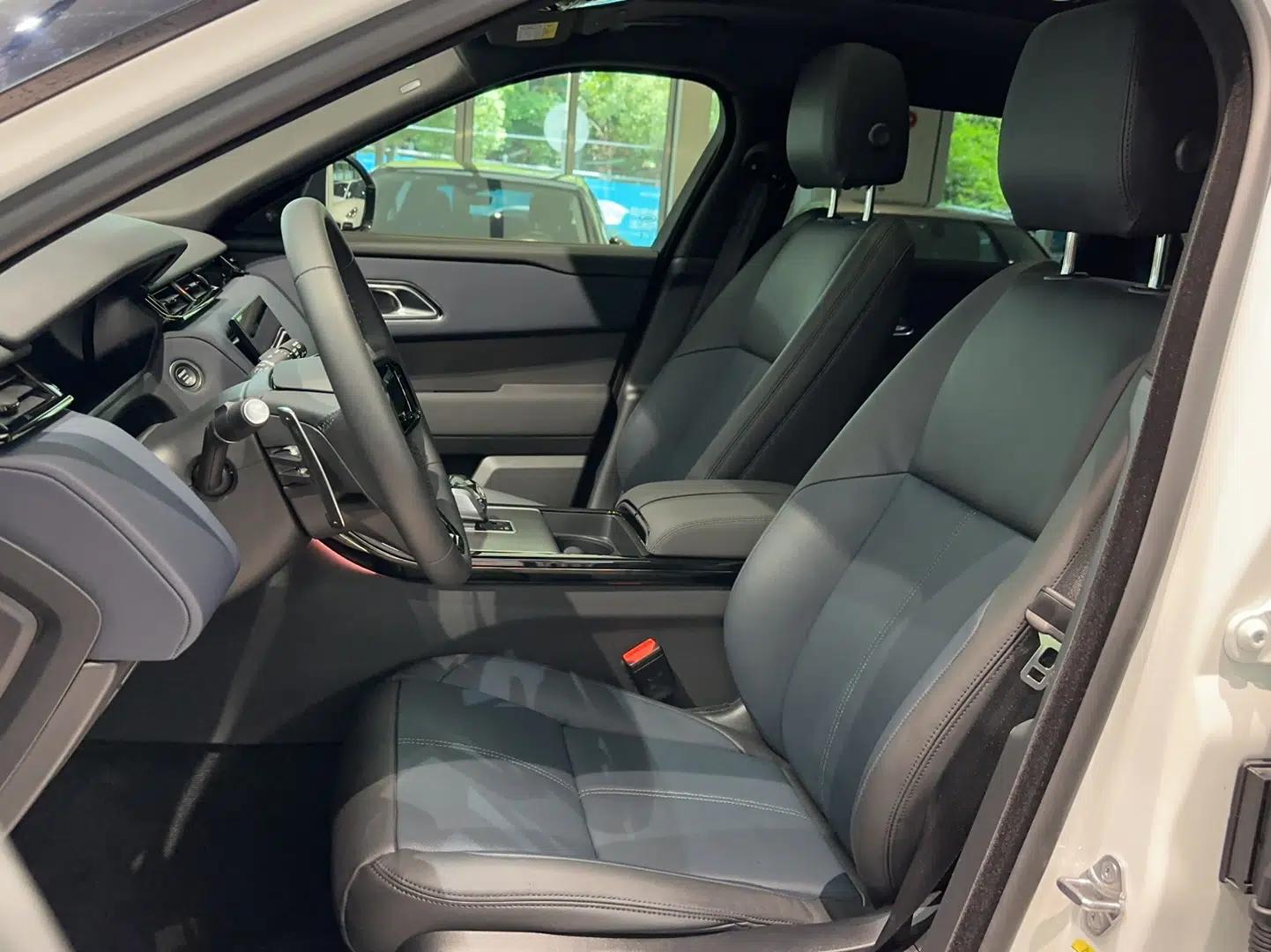 Used Land Rover Range Velar 2024 Dynamic SE — миниатюра 9
