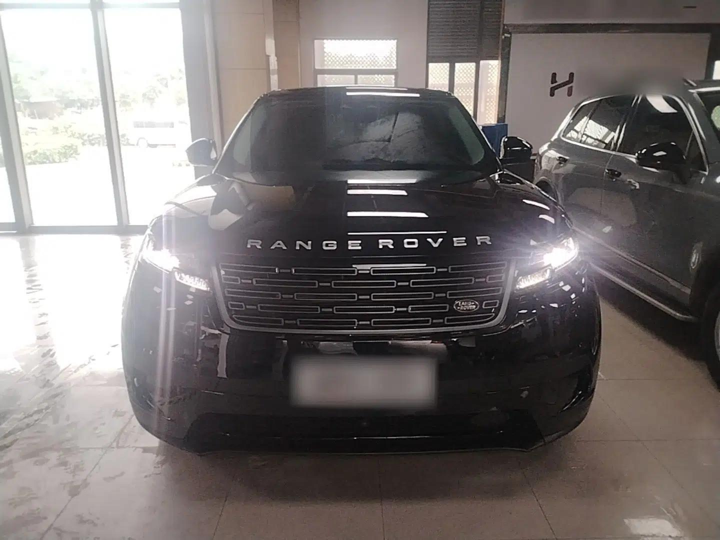 Used Land Rover Range Velar 2024 S Model — миниатюра 2
