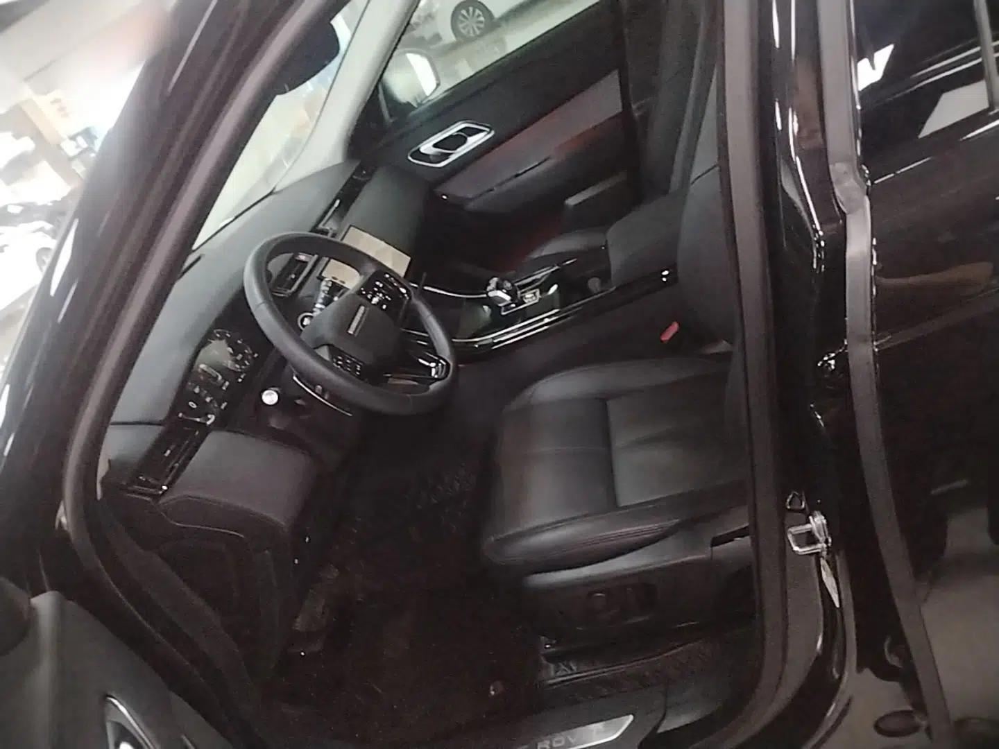 Used Land Rover Range Velar 2024 S Model — миниатюра 17