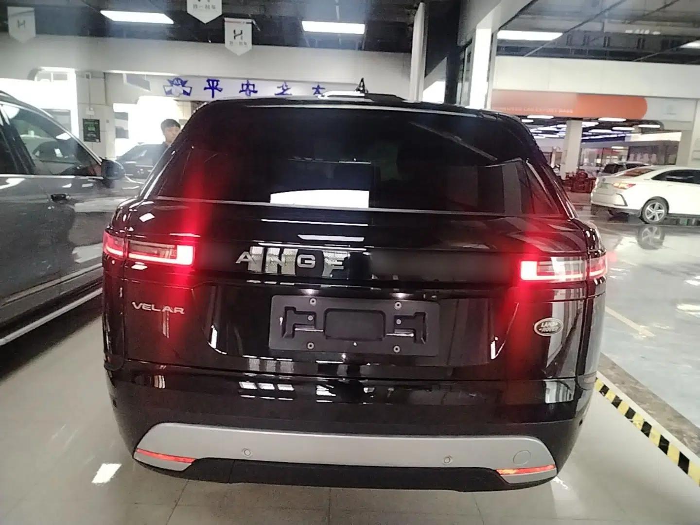 Used Land Rover Range Velar 2024 S Model — миниатюра 5