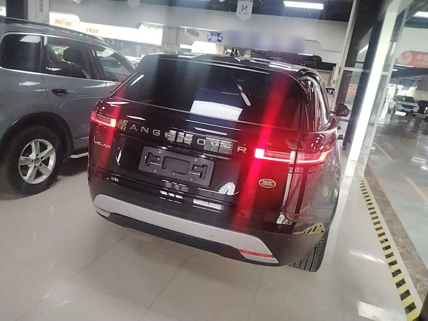 Used Land Rover Range Velar 2024 S Model — миниатюра 6