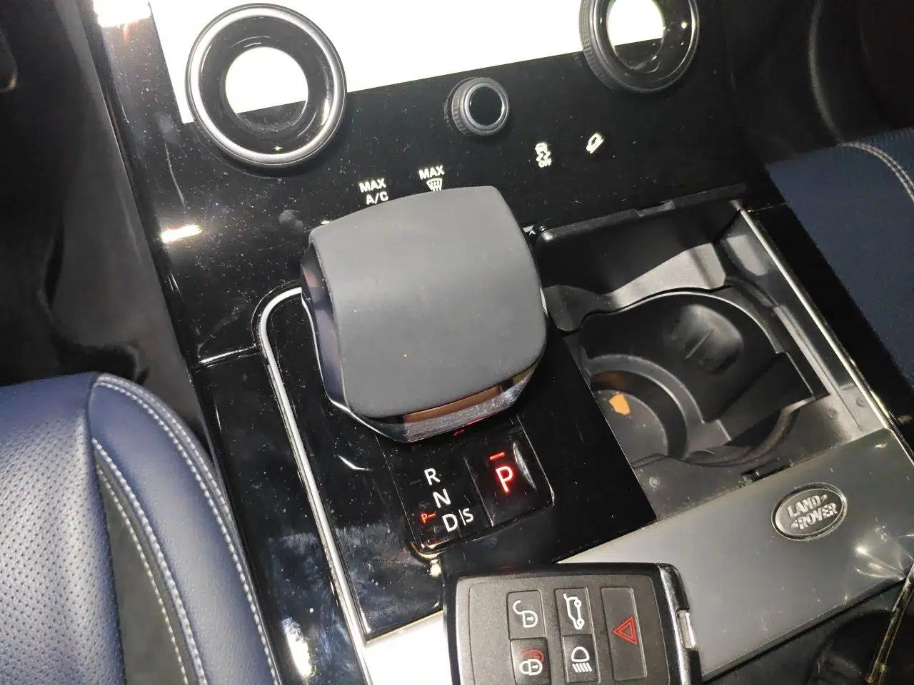 Used Land Rover Range Velar 2021 P250 Sparkling Black Limited Edition — миниатюра 14