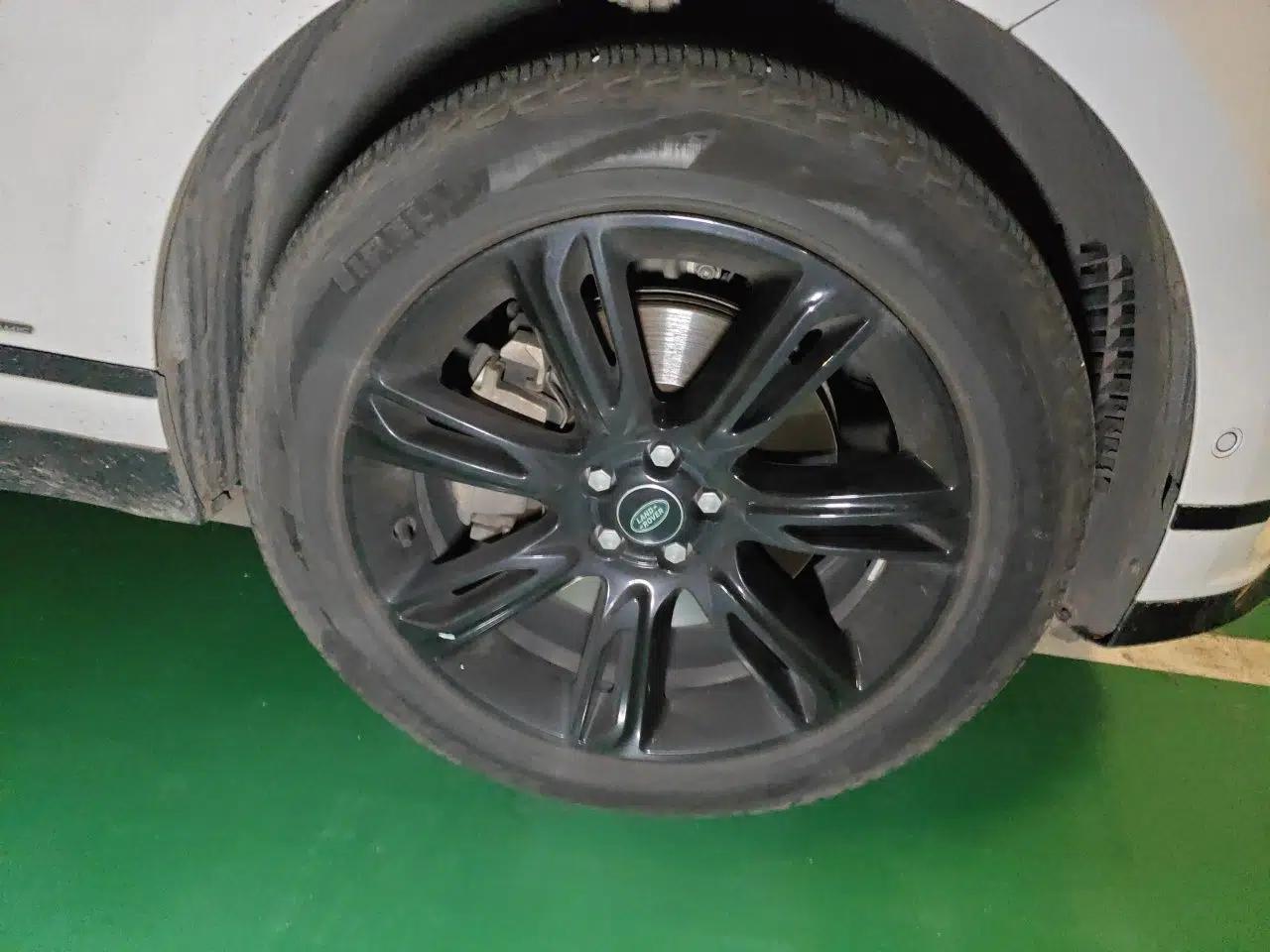 Used Land Rover Range Velar 2021 P250 Sparkling Black Limited Edition — миниатюра 8