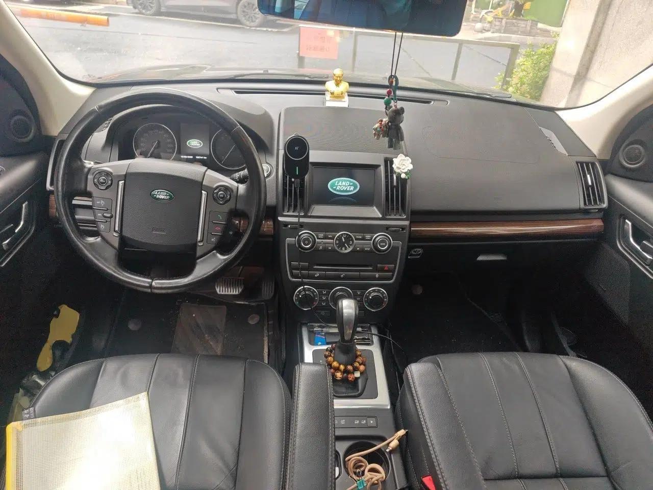 Used Land Rover Freelander 2 2013 2.2T SD4 Xuedong Limited Edition — миниатюра 9