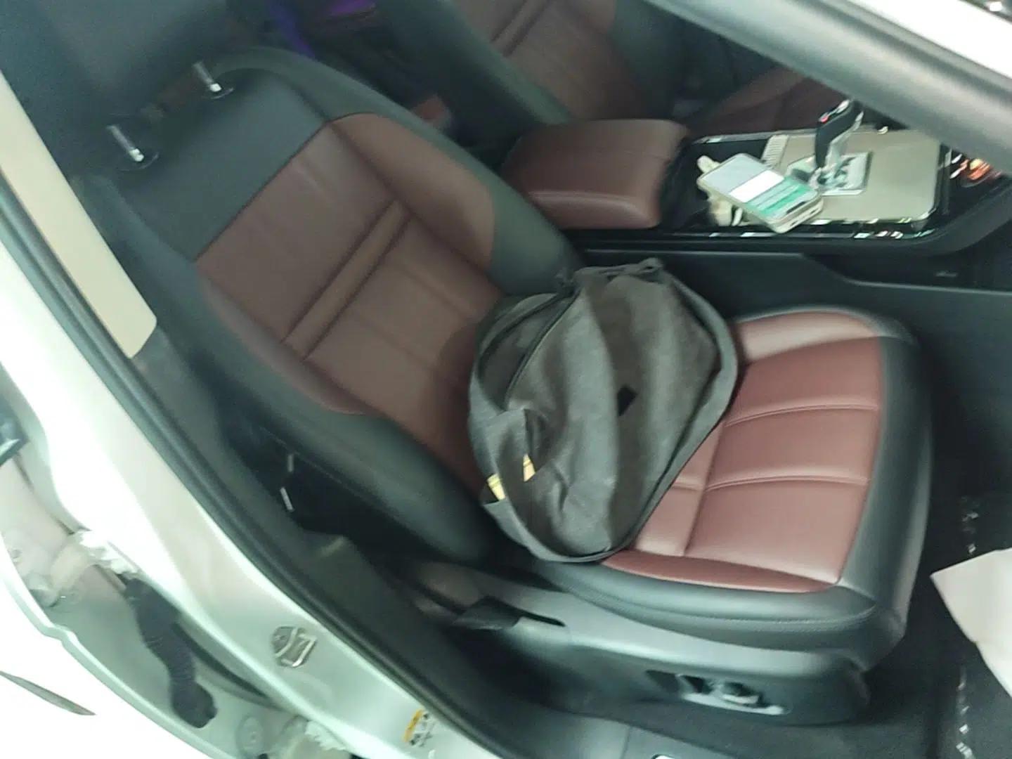 Used Land Rover Range Evoque New Energy 2022 Aurora L P300e Plug-in Hybrid Electric Version — миниатюра 19