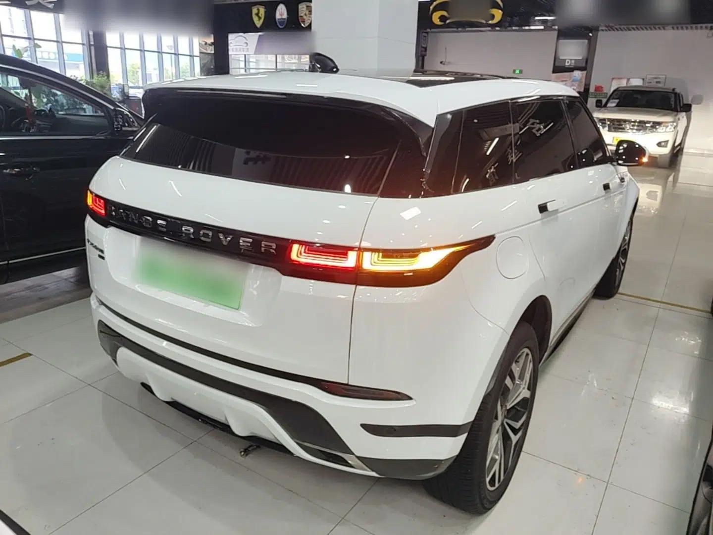 Used Land Rover Range Evoque New Energy 2022 Aurora L P300e Plug-in Hybrid Electric Version — миниатюра 6