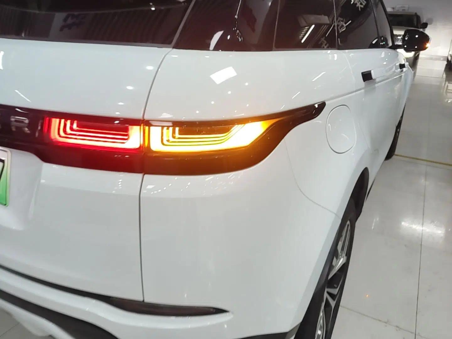 Used Land Rover Range Evoque New Energy 2022 Aurora L P300e Plug-in Hybrid Electric Version — миниатюра 9